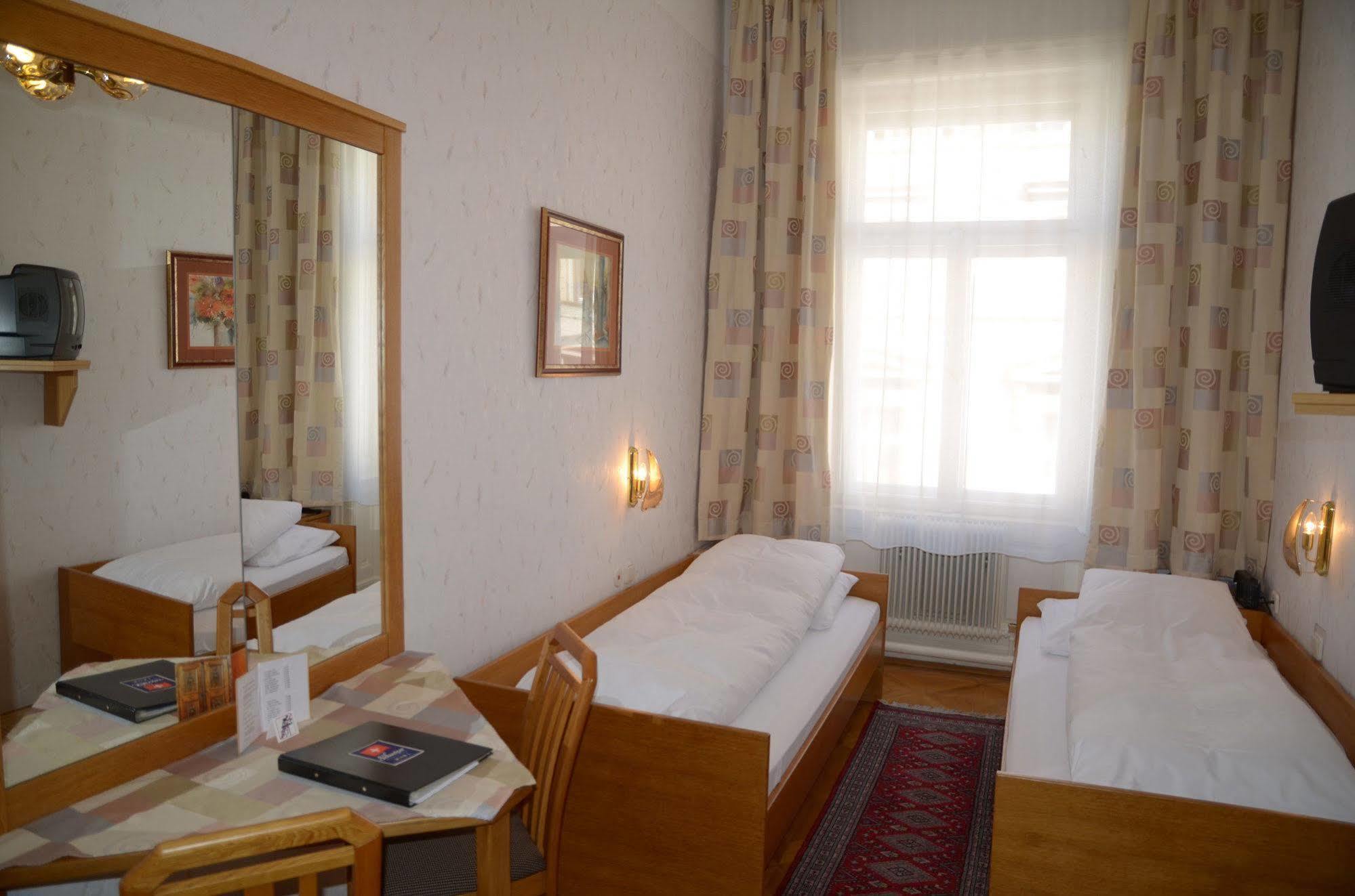 Schweizer Pension Solderer Wina Bagian luar foto